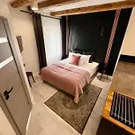 Apartment Katowicka 38 *