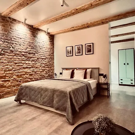 Apartment Katowicka 38 *