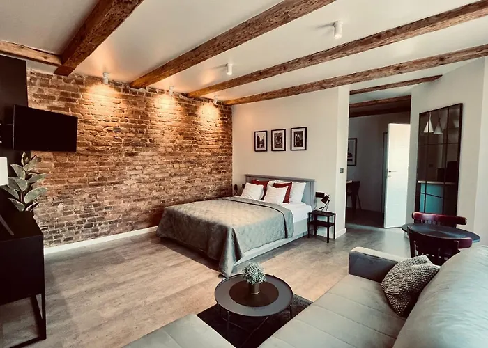 Apartment Katowicka 38 *